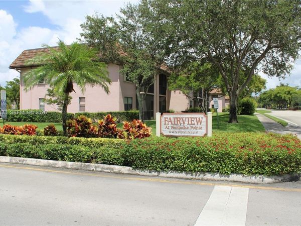 10445 NW 11th St, Unit 201, Pembroke Pines, FL 33026