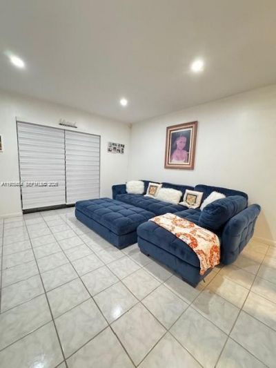 10445 NW 11th St, Unit 201, Pembroke Pines, FL 33026 Photo