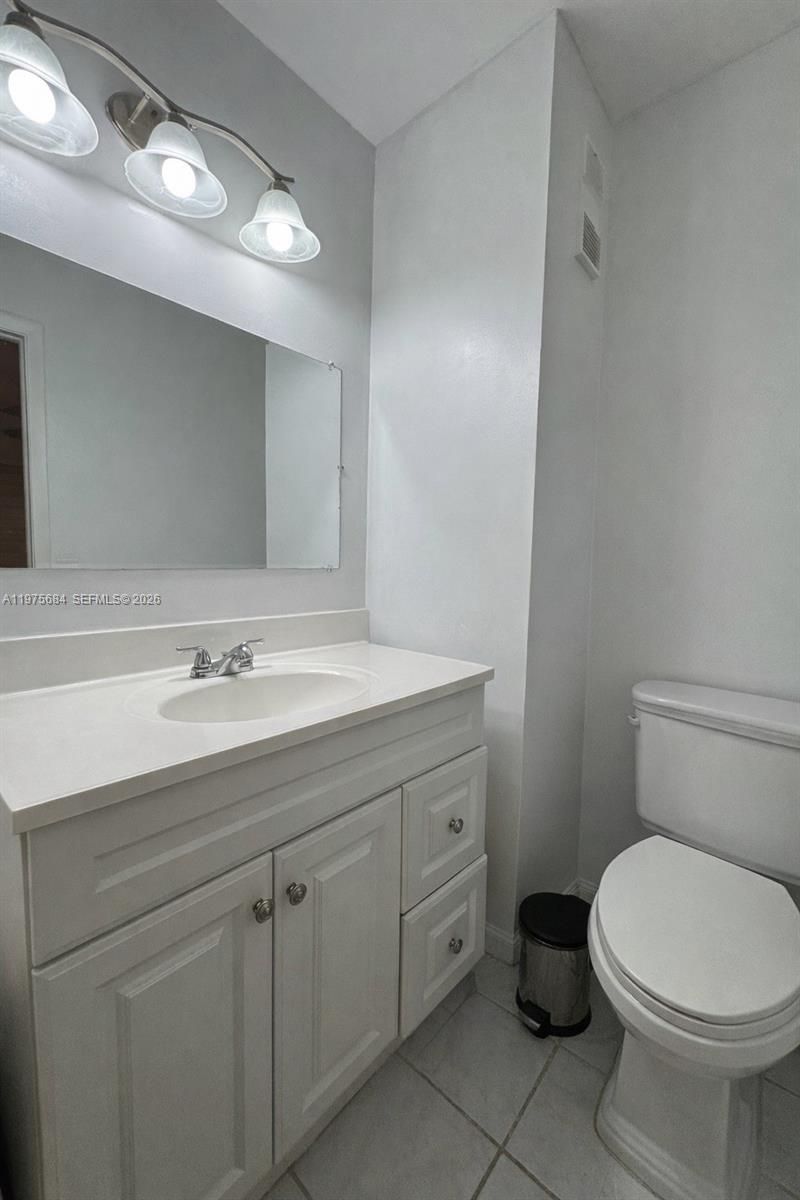 10445 NW 11th St, Unit 201, Pembroke Pines, FL 33026 Photo