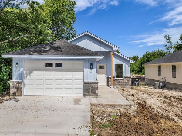 112 Avenue A, Moody, TX 76557
