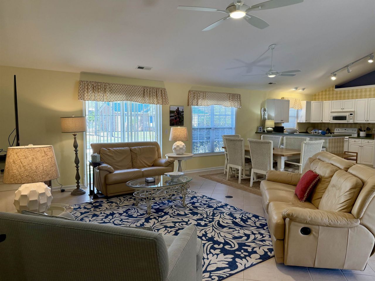 225 Melody Gardens Dr.  Photo 12