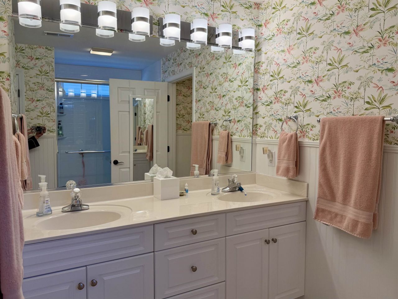 225 Melody Gardens Dr.  Photo 17