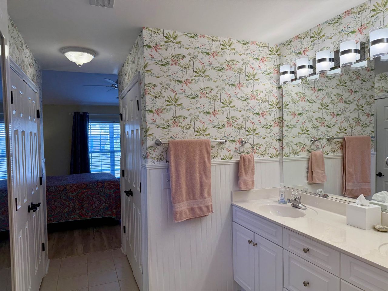 225 Melody Gardens Dr. Photo 19