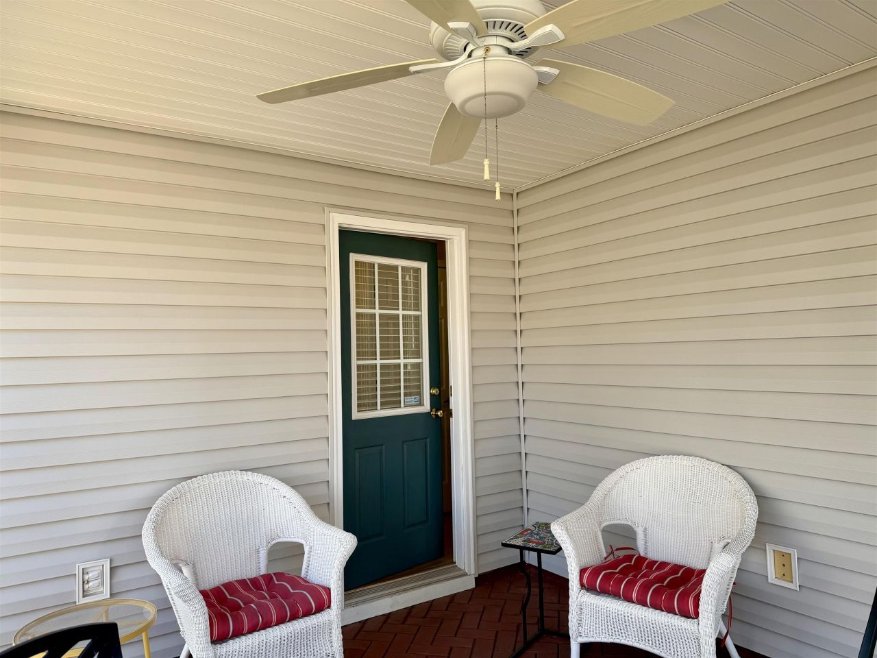 225 Melody Gardens Dr. Photo 32