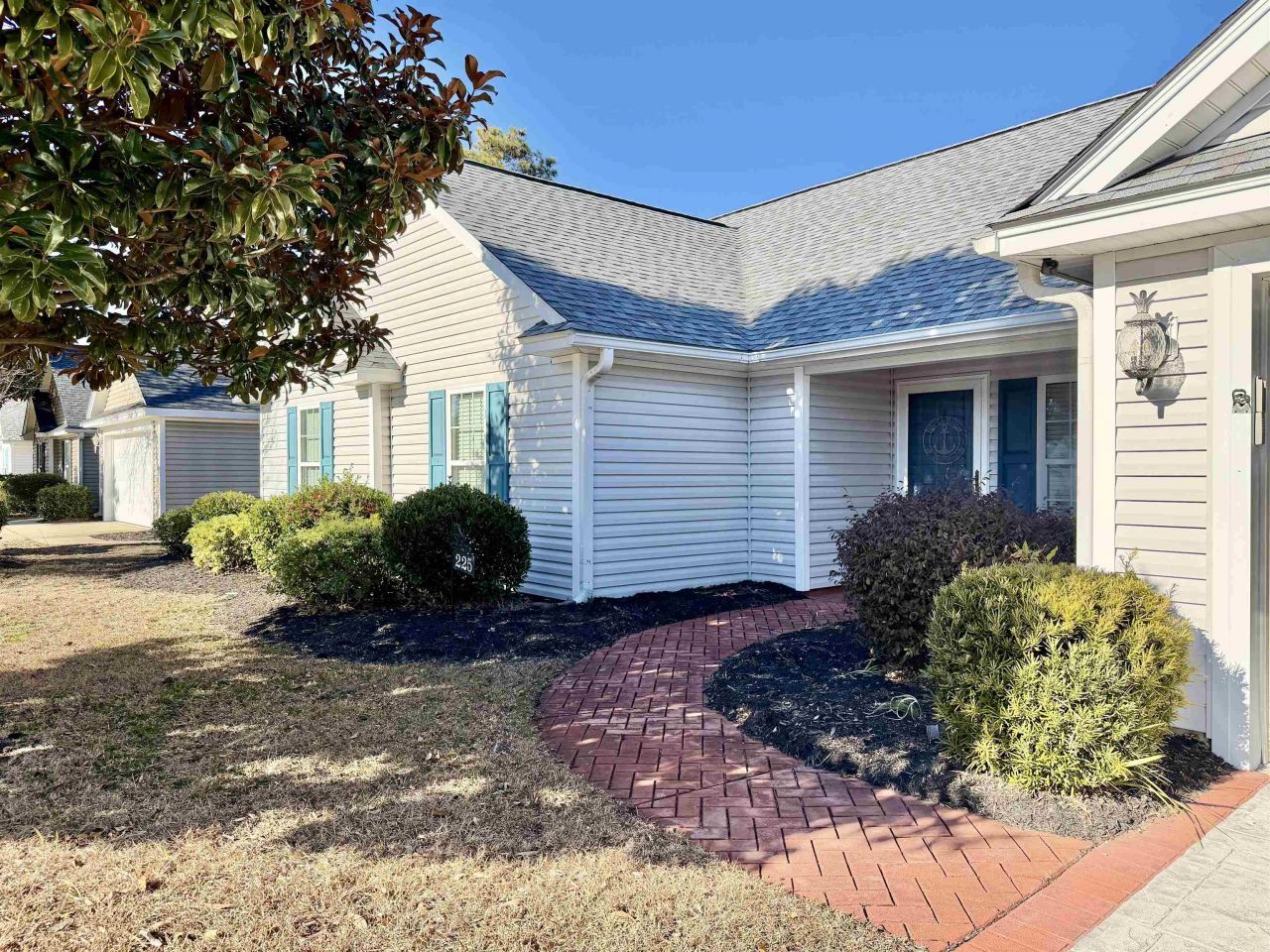 225 Melody Gardens Dr. Photo 34