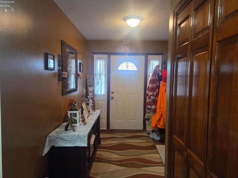 8215 State Route 101, Clyde, OH 43410 Photo 4