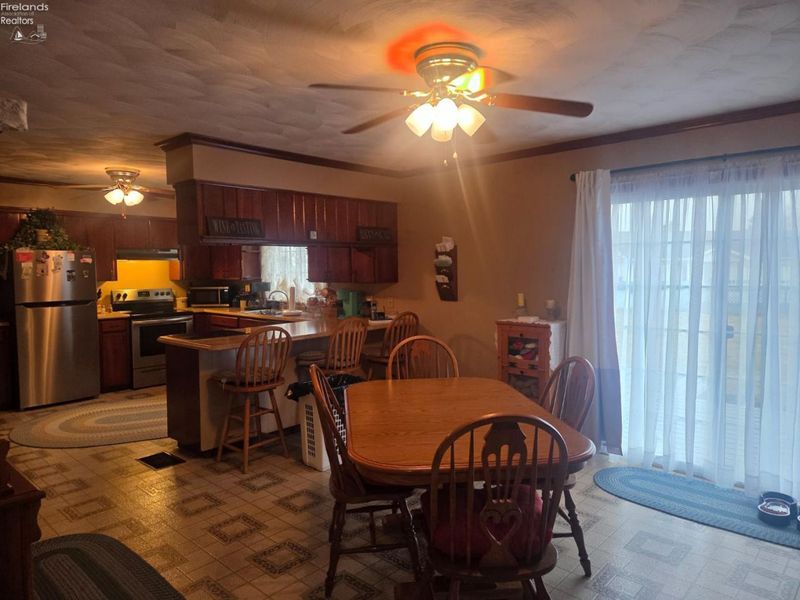 8215 State Route 101, Clyde, OH 43410 Photo 8