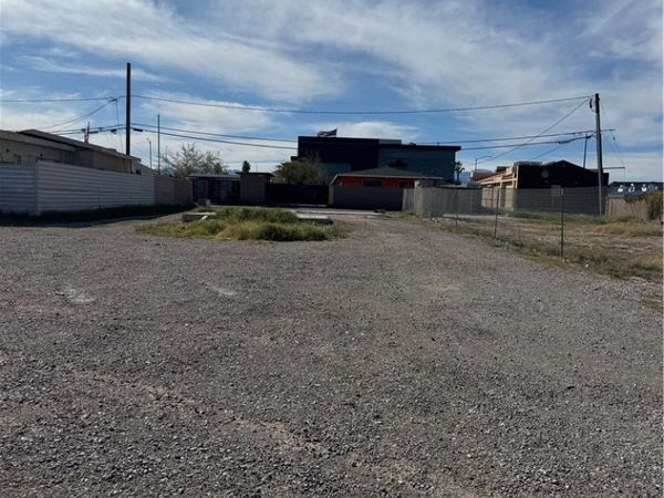 1933 N Bruce Street , North Las Vegas, NV 89030