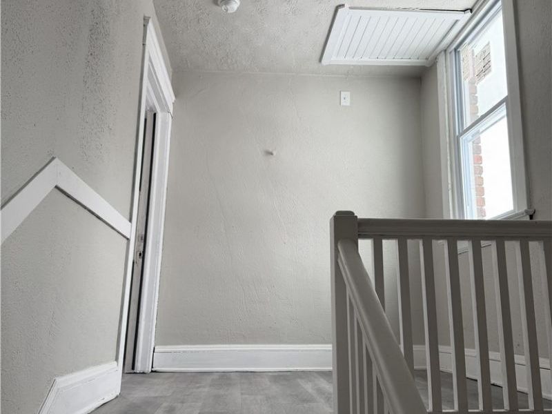 15340 Yorick Avenue, Unit 2nd floor, Cleveland, OH 44110 Photo 15