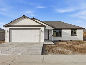 24 W 12th St Deer Park, WA 99006