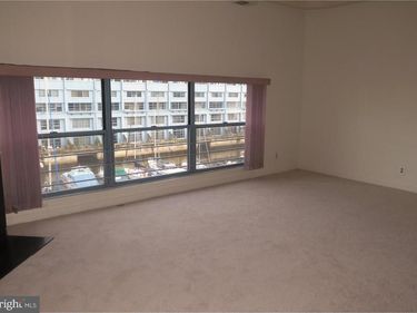 3 N COLUMBUS BOULEVARD , Unit 405, PHILADELPHIA, PA 19106