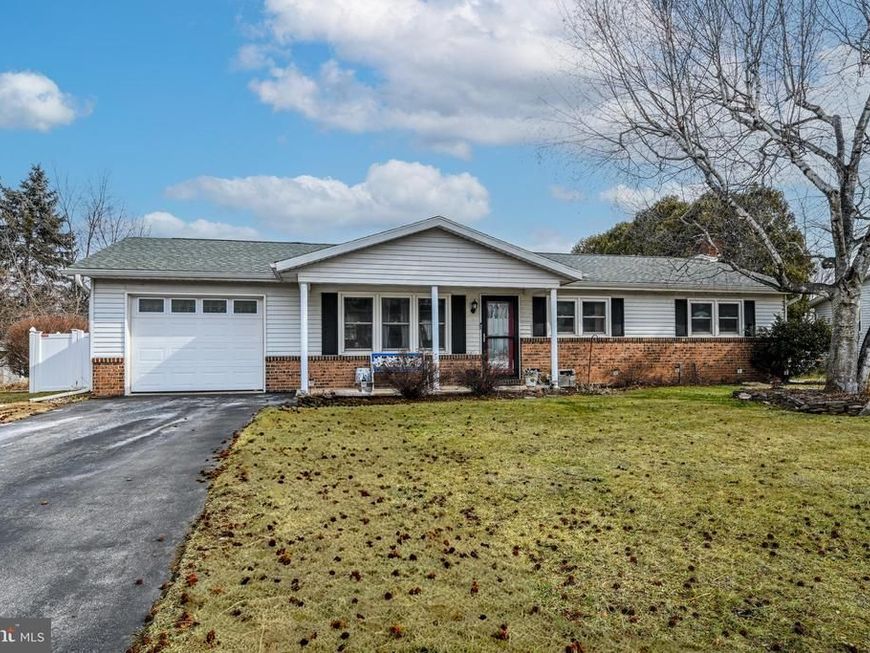 3541 Village Road, Dover, PA 17315 Main Photo