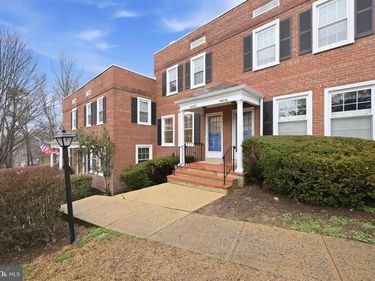 4849 28TH STREET S, Unit B, ARLINGTON, VA 22206