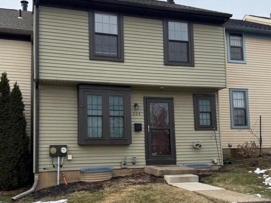 204 Livingston Court, North Wales, PA 19454 Main Photo