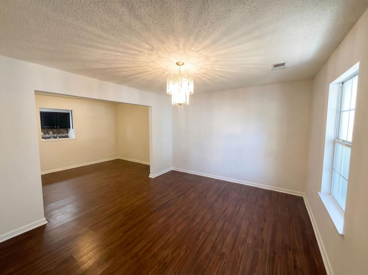 318 Aberdeen Circle Photo 7