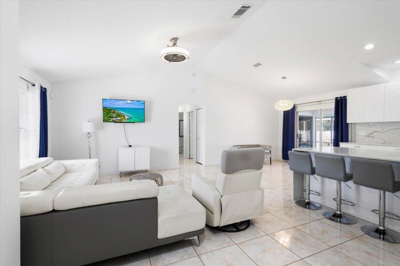 4424 NW Alsace Avenue, Port Saint Lucie, FL 34983 Photo