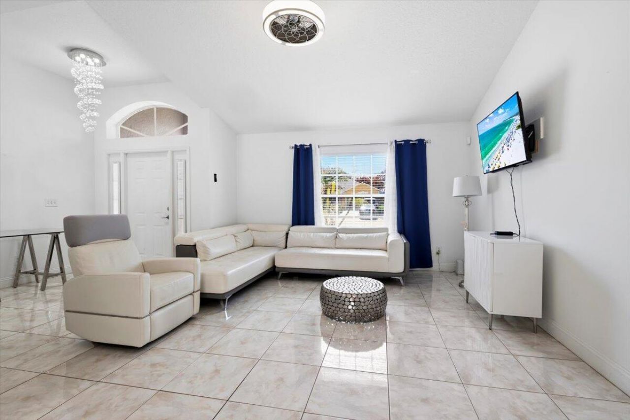 4424 NW Alsace Avenue, Port Saint Lucie, FL 34983 Photo