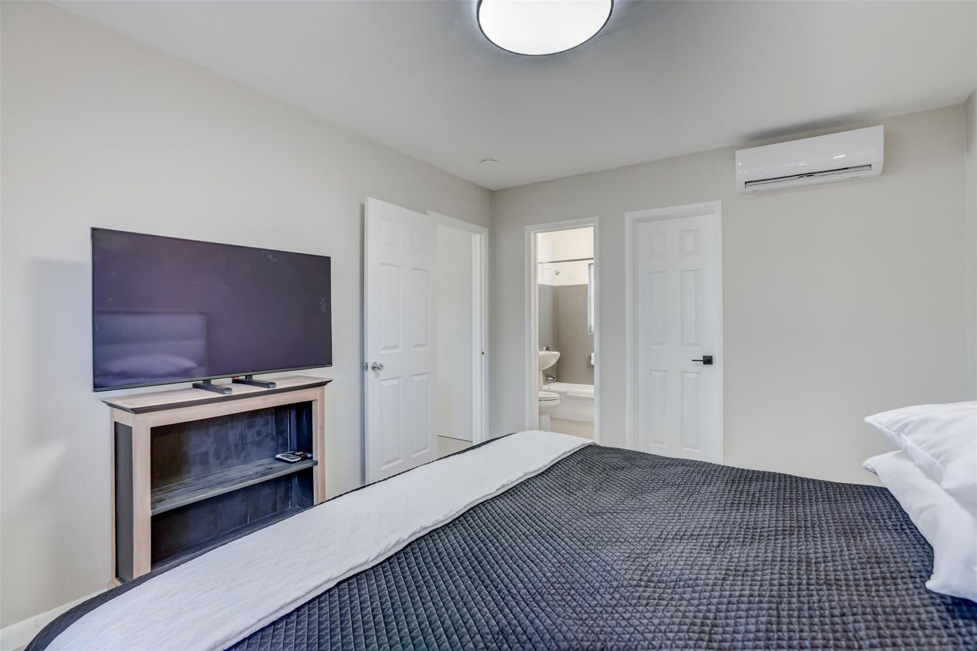 1005 NE 17th Ct Unit A, Fort Lauderdale, FL 33305 Photo