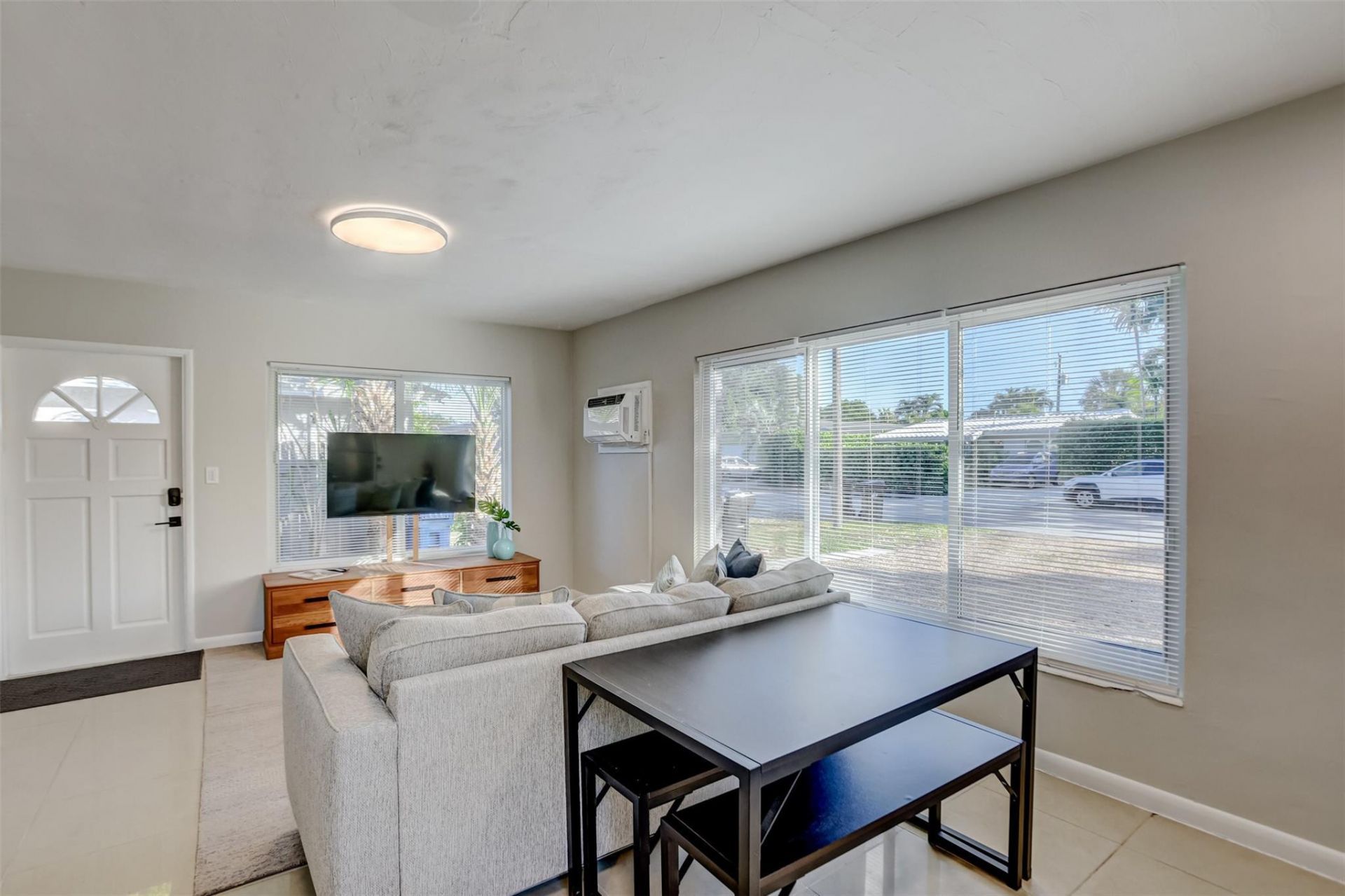 1005 NE 17th Ct Unit A, Fort Lauderdale, FL 33305 Photo