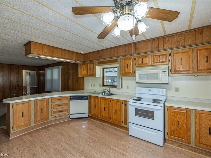 61 Parkway Street, Olmsted Falls, OH 44138 Photo 7