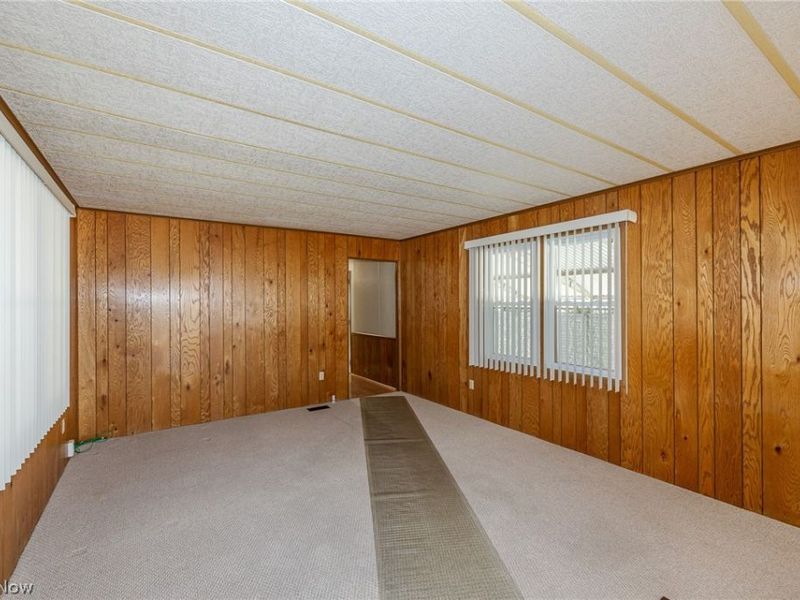 61 Parkway Street, Olmsted Falls, OH 44138 Photo 9