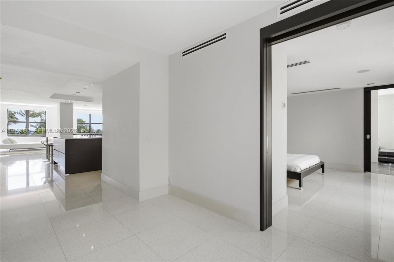 1330 Ocean Dr , Unit 3CA, Miami Beach, FL 33139 Photo