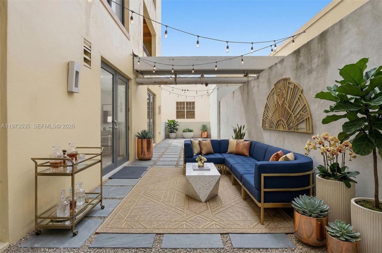 1330 Ocean Dr , Unit 3CA, Miami Beach, FL 33139 Photo