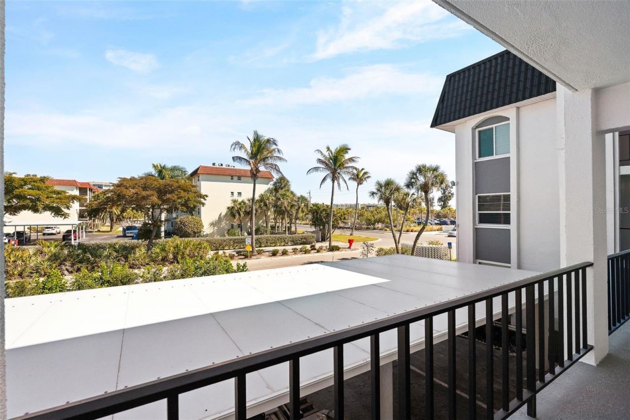 5600 Beach Way Drive, Unit 210, Sarasota, FL 34242 Photo