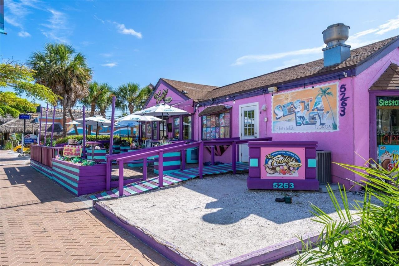 5600 Beach Way Drive, Unit 210, Sarasota, FL 34242 Photo