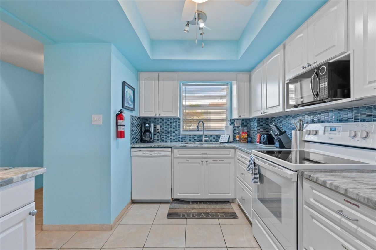 5600 Beach Way Drive, Unit 210, Sarasota, FL 34242 Photo