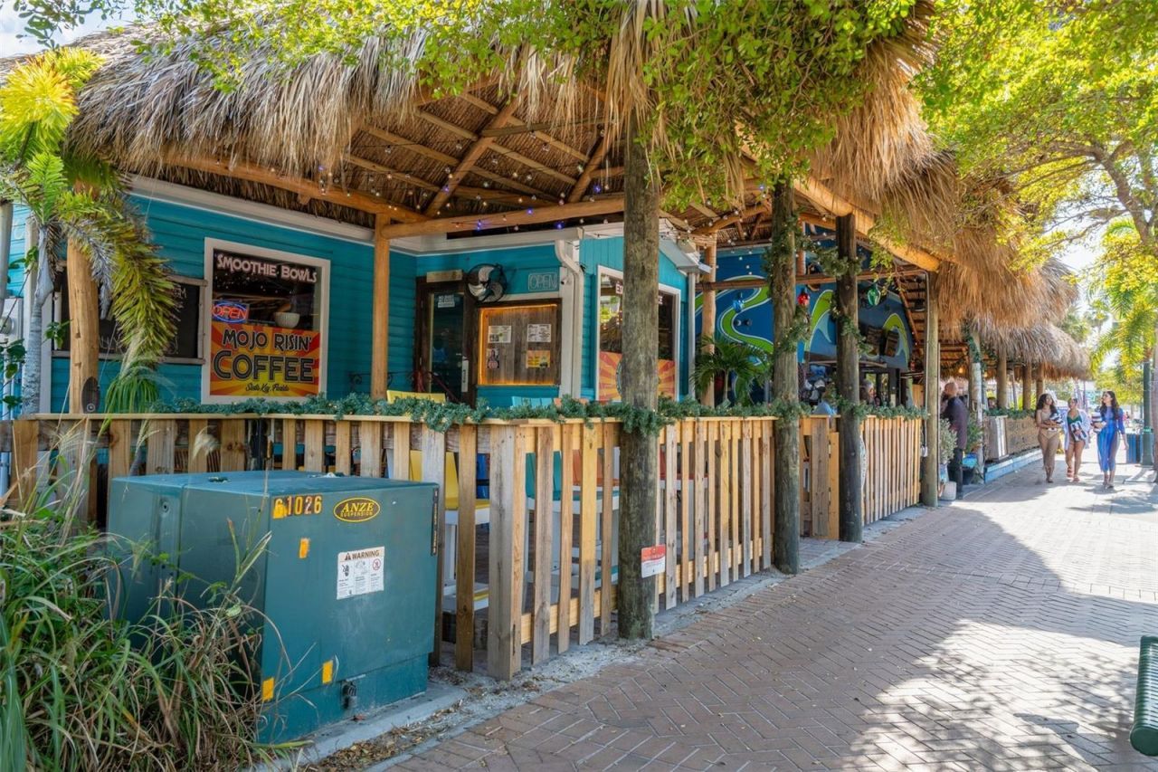 5600 Beach Way Drive, Unit 210, Sarasota, FL 34242 Photo