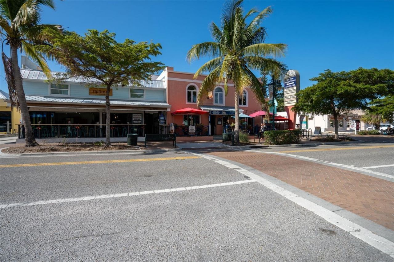 5600 Beach Way Drive, Unit 210, Sarasota, FL 34242 Photo