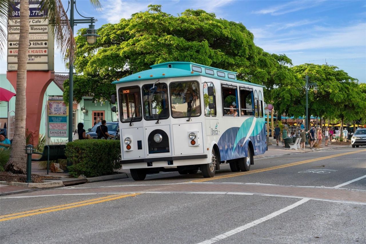 5600 Beach Way Drive, Unit 210, Sarasota, FL 34242 Photo