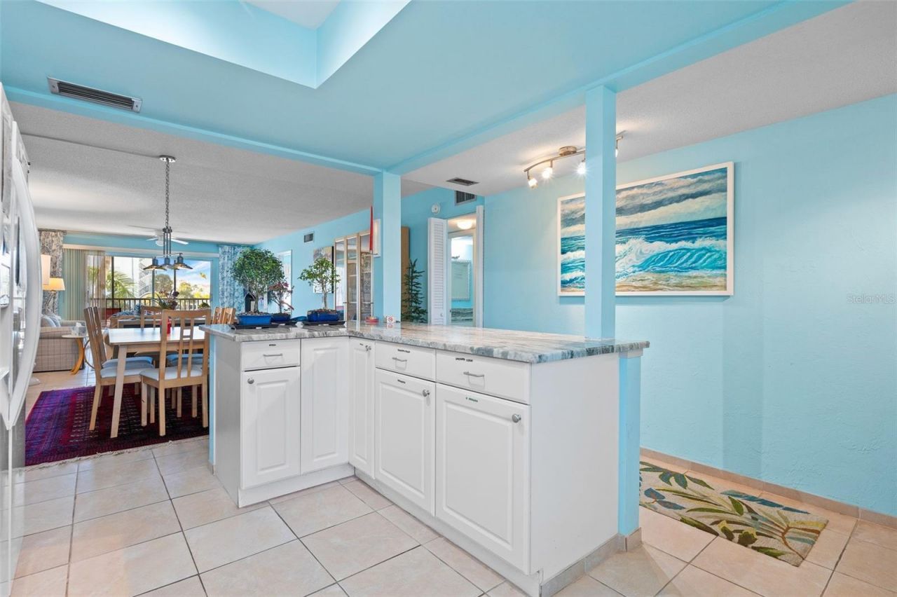 5600 Beach Way Drive, Unit 210, Sarasota, FL 34242 Photo