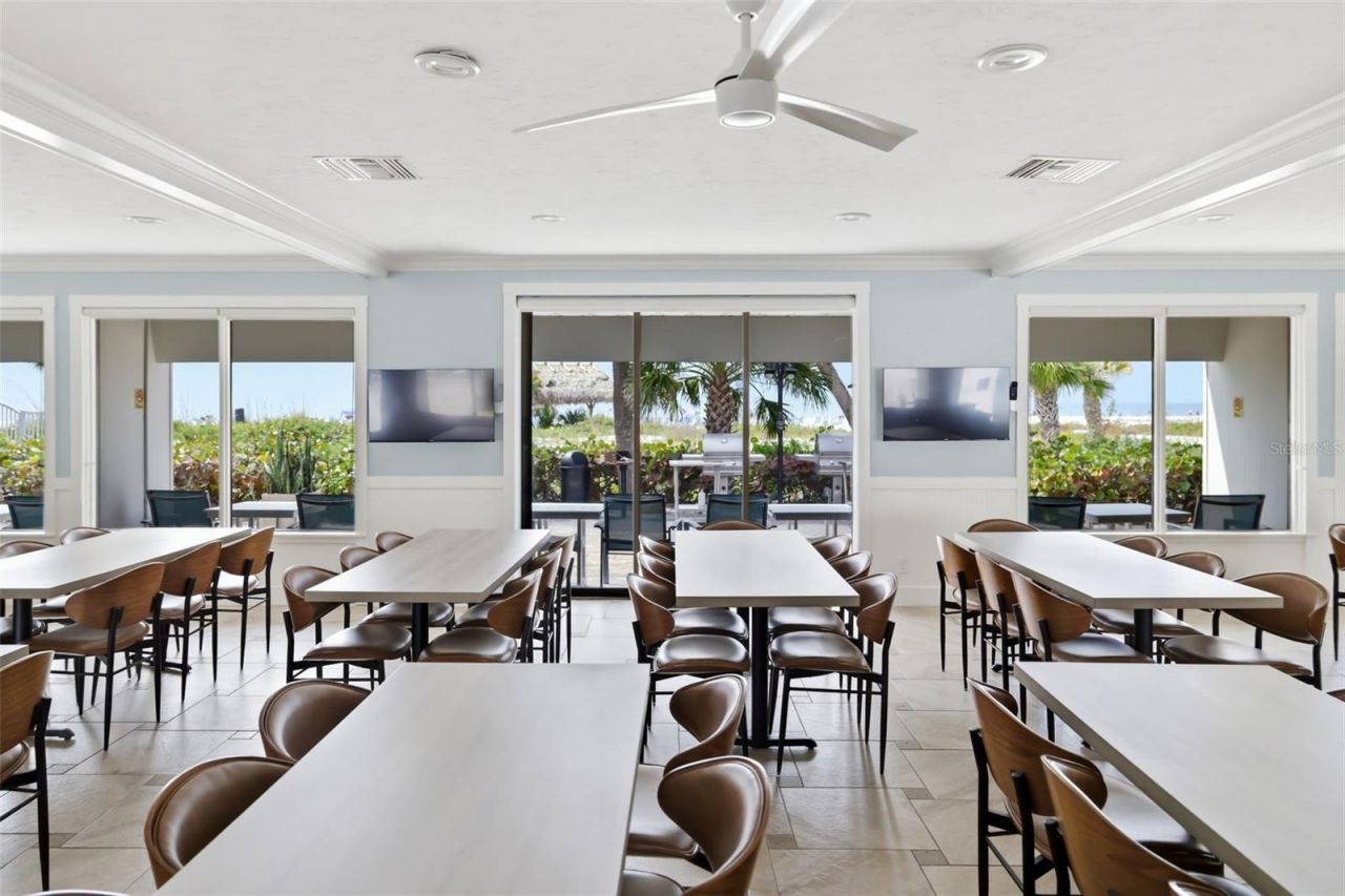 1169 W Peppertree Drive, Unit 118A, Sarasota, FL 34242 Photo