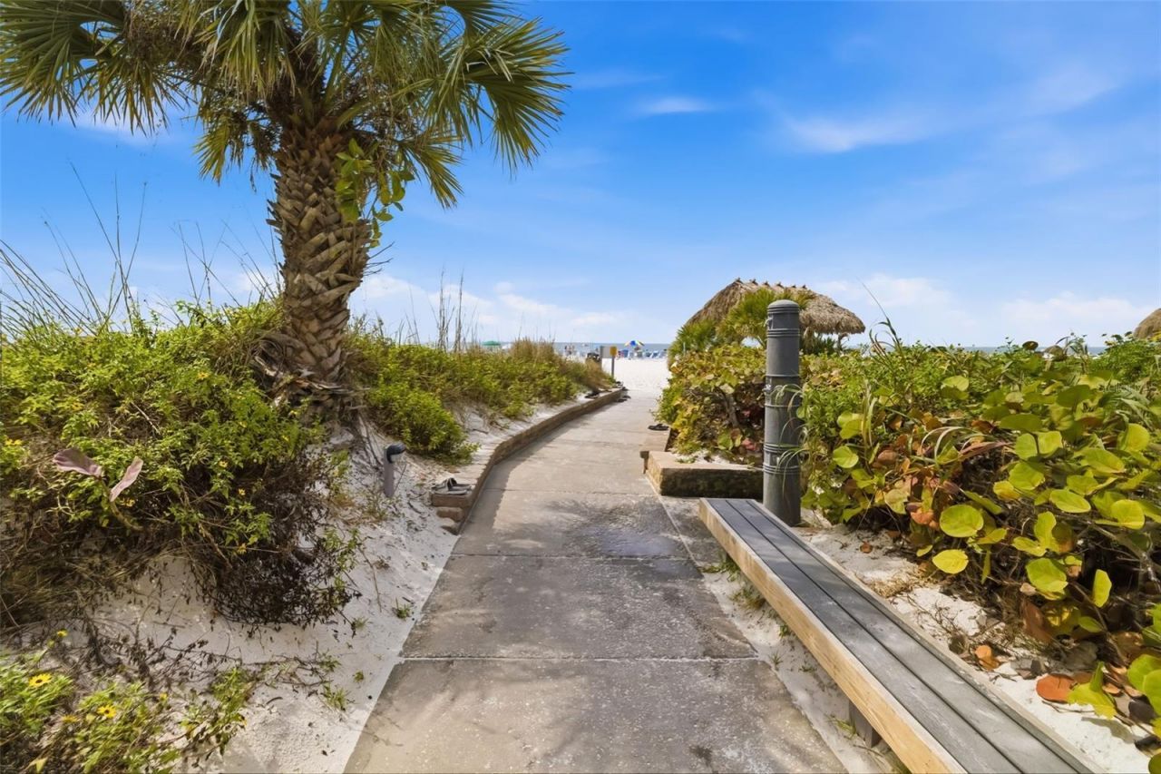 1169 W Peppertree Drive, Unit 118A, Sarasota, FL 34242 Photo