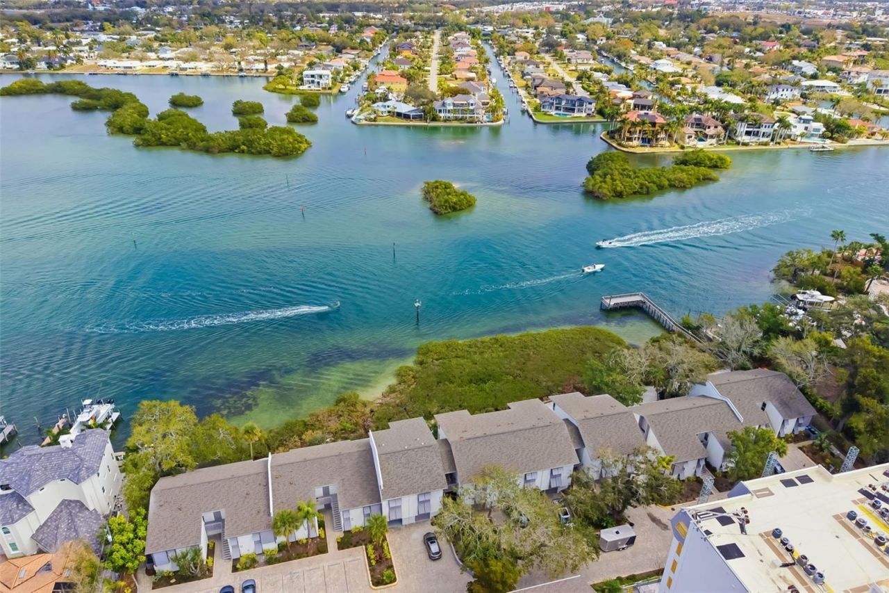 1169 W Peppertree Drive, Unit 118A, Sarasota, FL 34242 Photo