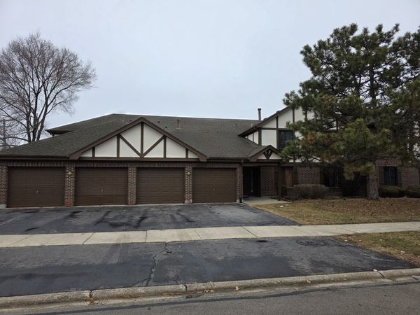 6790 180th Street, Unit 2, Tinley Park, IL 60477