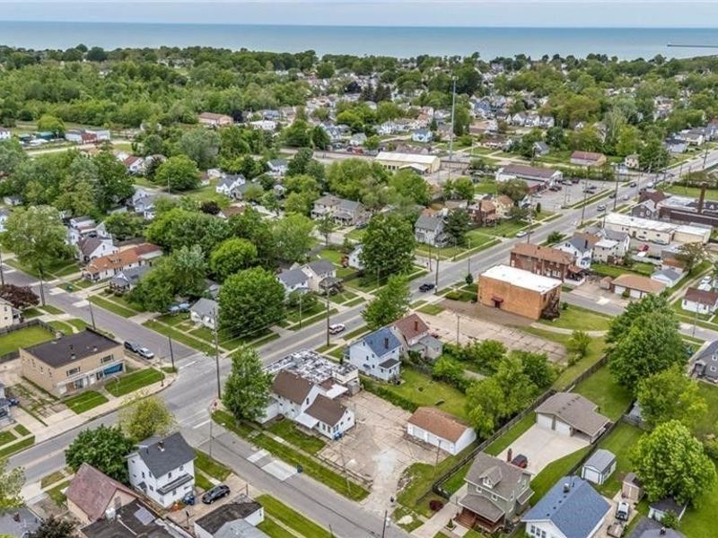 1755 Oberlin Avenue, Lorain, OH 44052 Photo 3