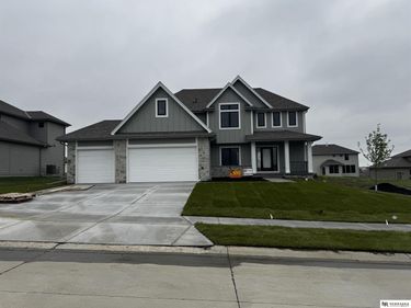 12616 S 78th Avenue , Papillion, NE 68046