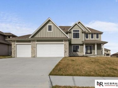 12616 S 78th Avenue, Papillion, NE 68046