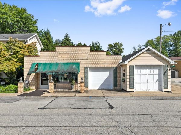 305-307 S Sixth St, West Newton, PA 15089