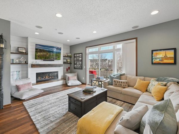 11907 Emery Village Drive N, Champlin, MN 55316