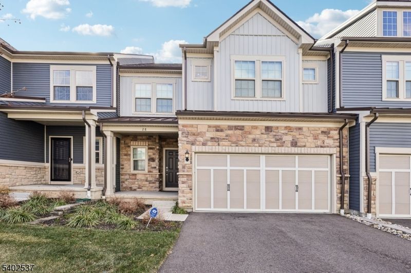 28 Dahlia Dr, Warren, NJ 07059 Main Photo