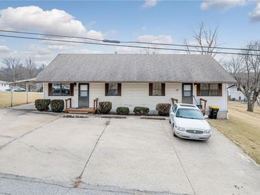 1508 W William Street, Savannah, MO 64485