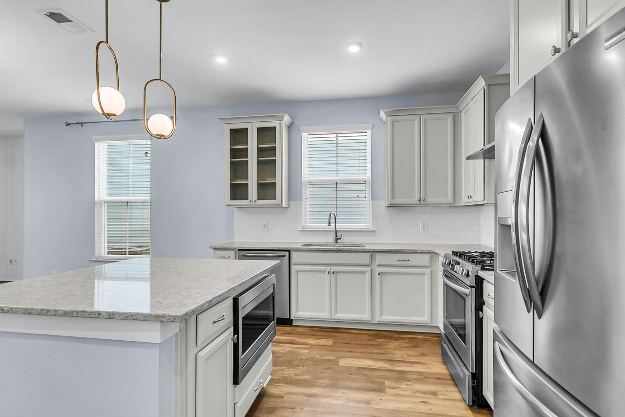 1672 Indy Drive Photo 12