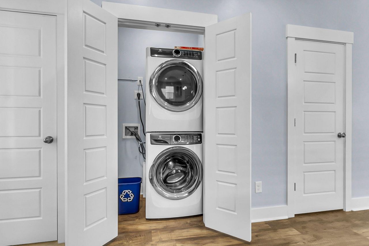 1672 Indy Drive Photo 14