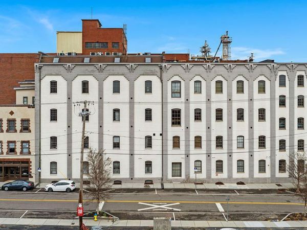 222 N Central St, Knoxville, TN 37902