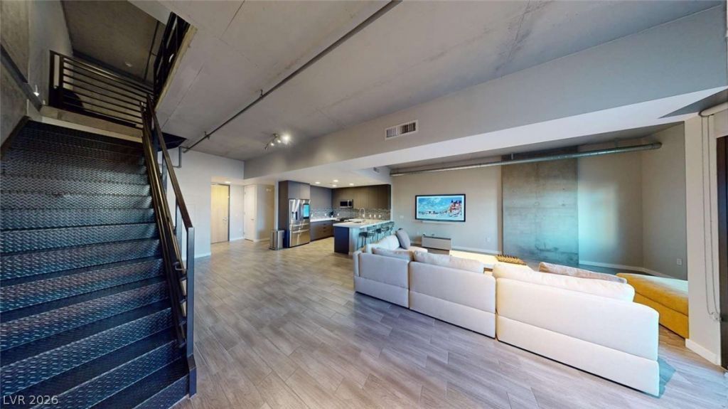 353 E Bonneville Avenue, Unit 125, Las Vegas, NV 89101 Main Photo