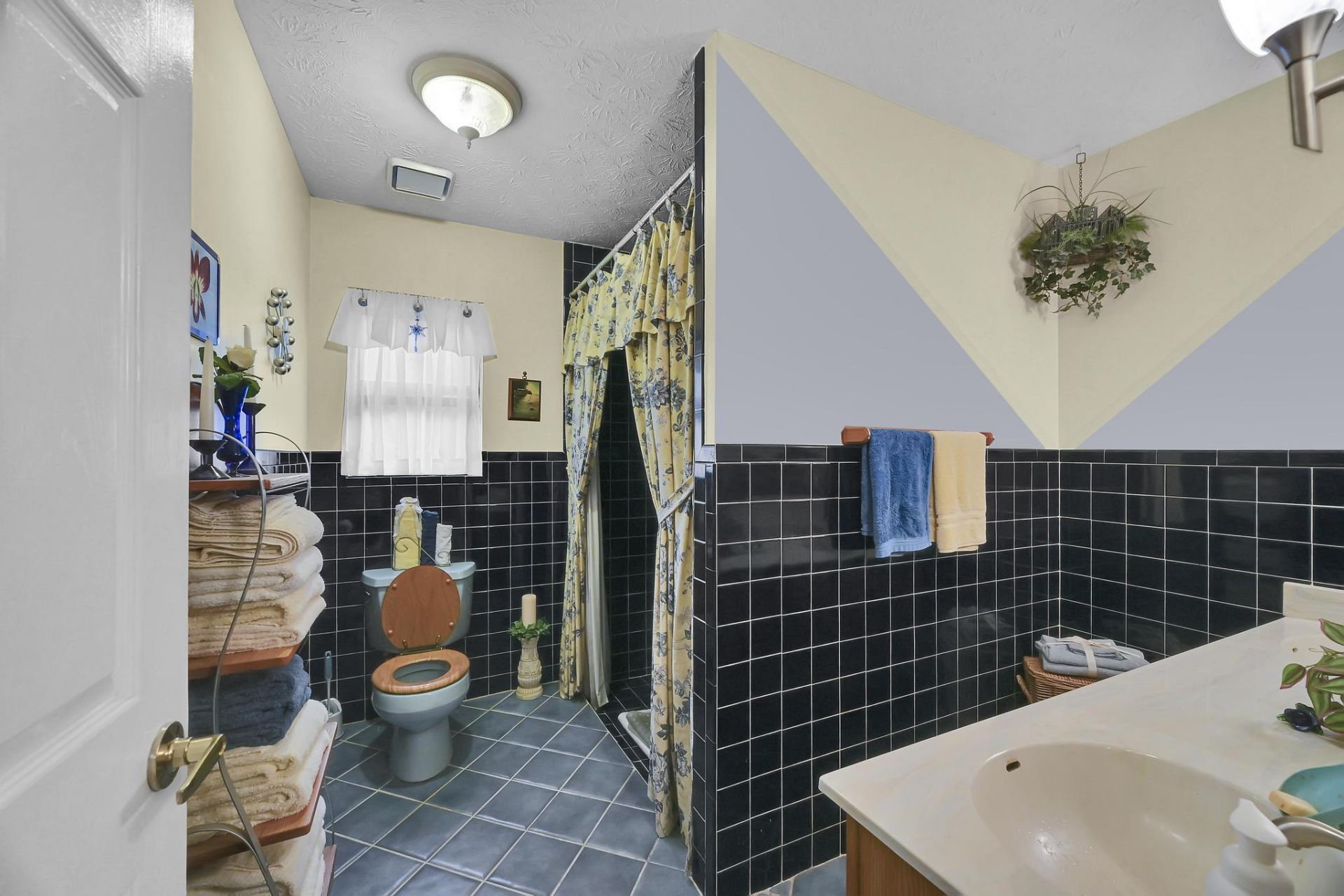 8690 Shadylake Lane, Fort Pierce, FL 34947 Photo